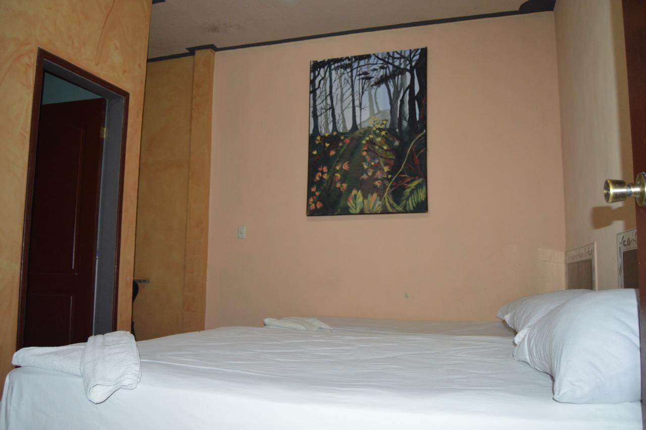 Hotel Escalon Santa Rosa de Copán Exteriör bild